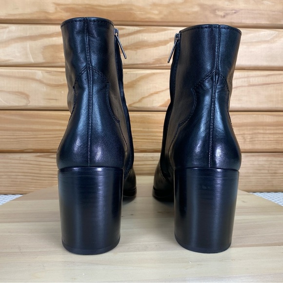 FRYE 9 US Black Leather Ankle Boots Western Biker Booties Side Zip Pointed Toe - Picture 4 of 12